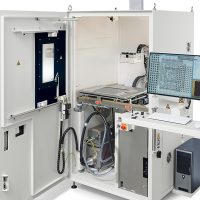 Yxlon Comet Cougar EVO mit offener Gehaeusetuer